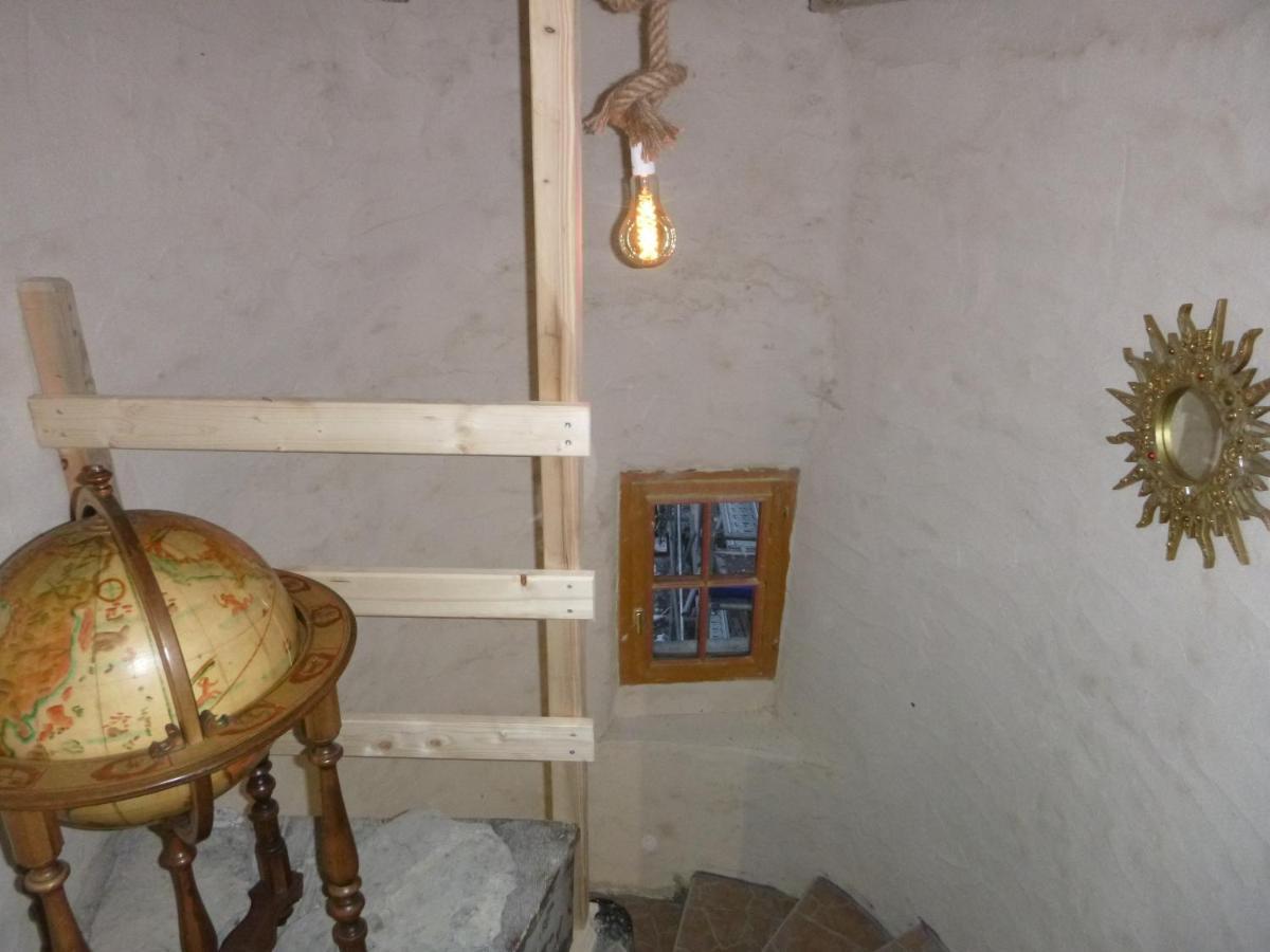 Le Bouddha Besse Panzió Kültér fotó